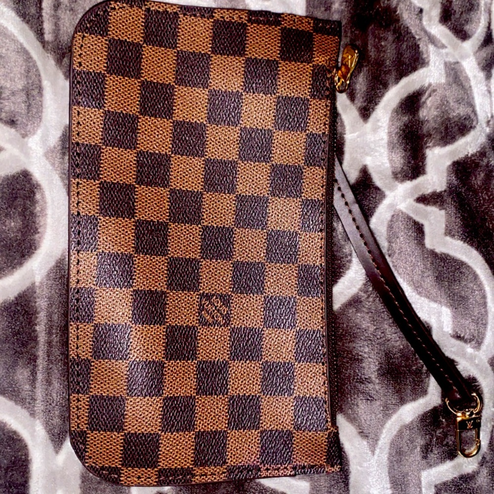 LV clip on brown monogram wallet
